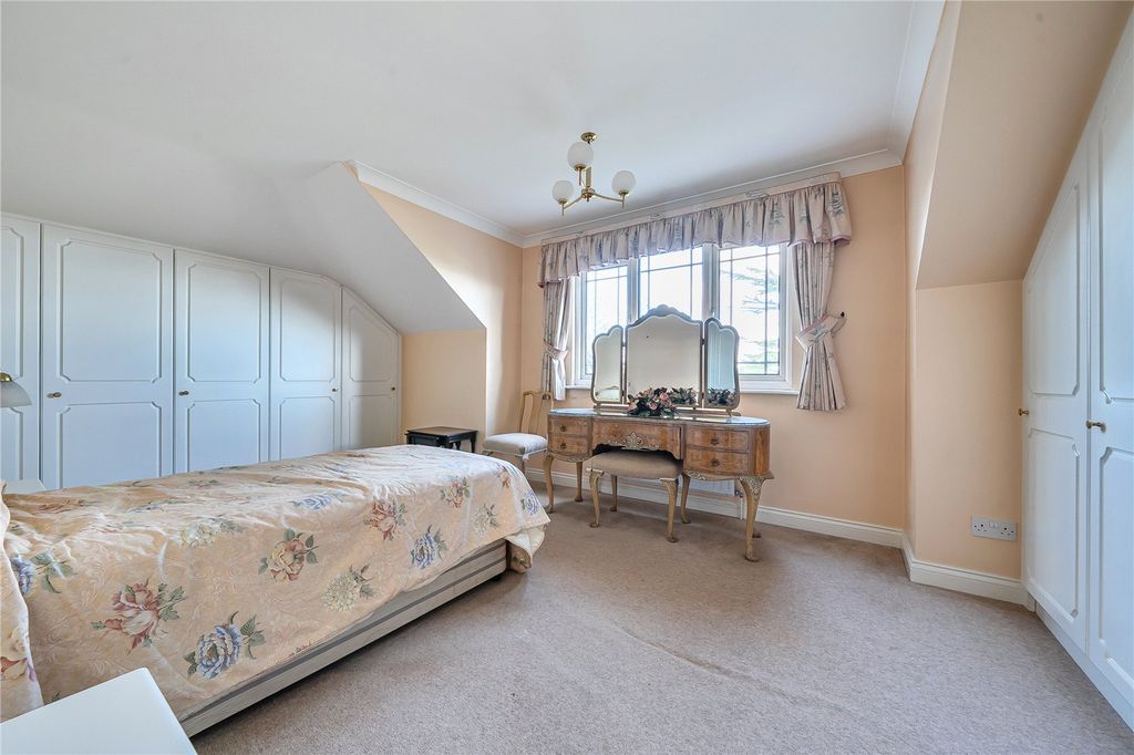 Additional image 23 of 3 bed flat for saleCulloden Road, Enfield EN2