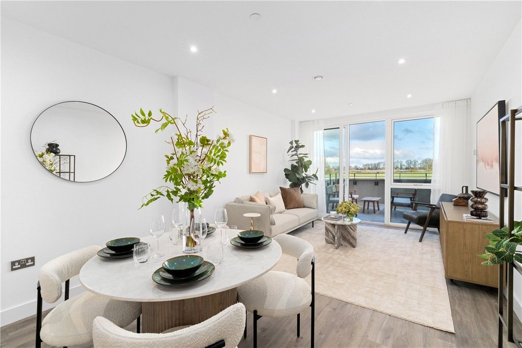 Additional image 4 of 2 bed flat for saleEddington Avenue, Cambridge CB3