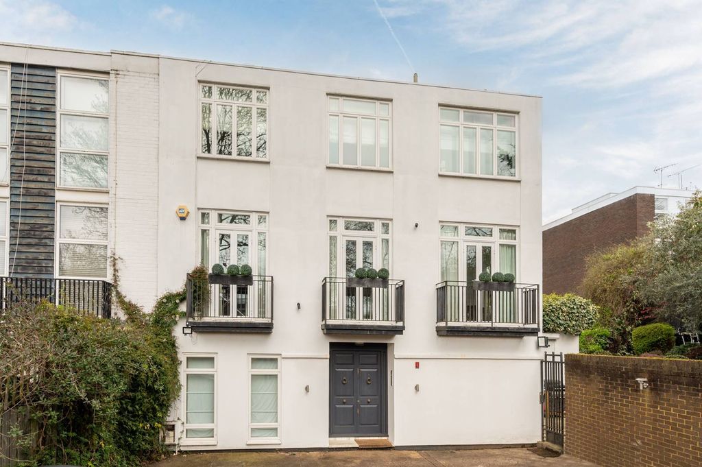 Property photo 1 of 34