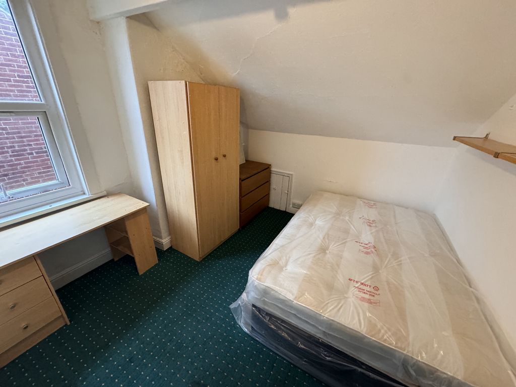 Property photo 3 of 3 Photo