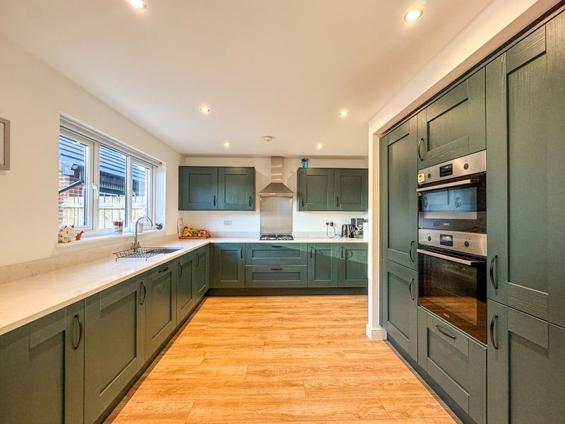 Property photo 2 of 23 Photo 18