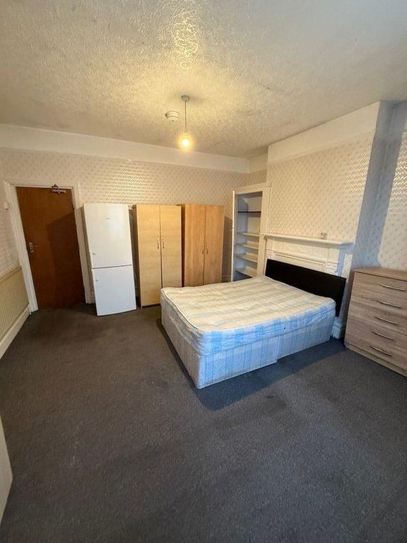 Property photo 1 of 6 98748155.Png