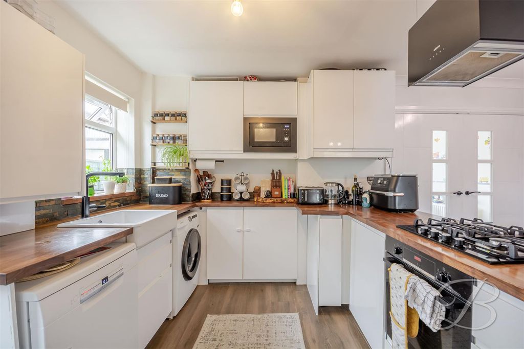 Property photo 2 of 39 Ccltd-21.Jpg