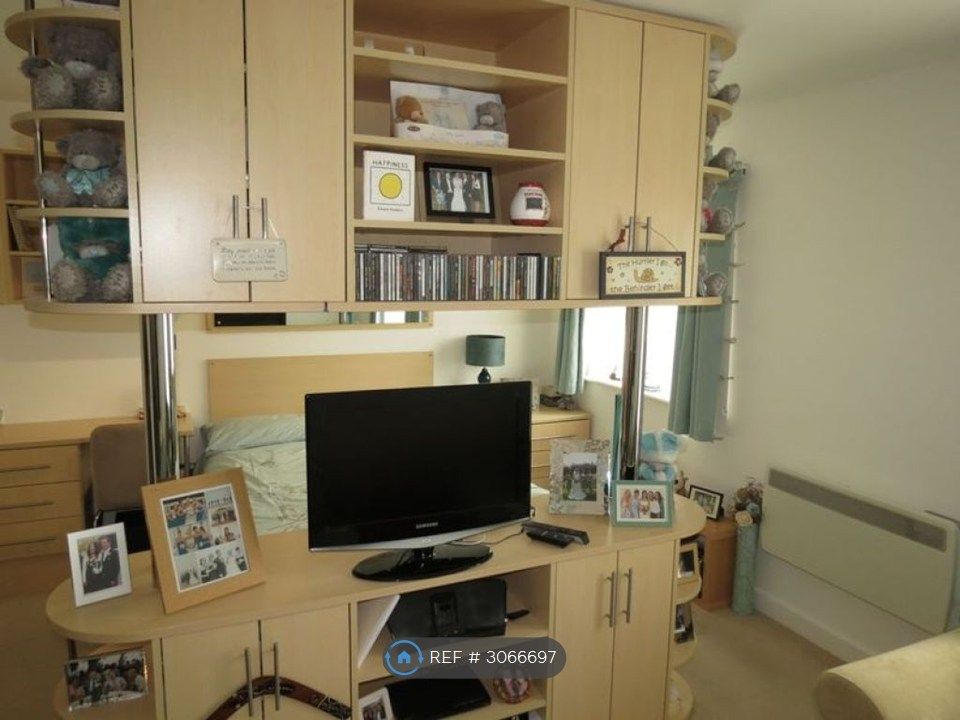 Property photo 3 of 7