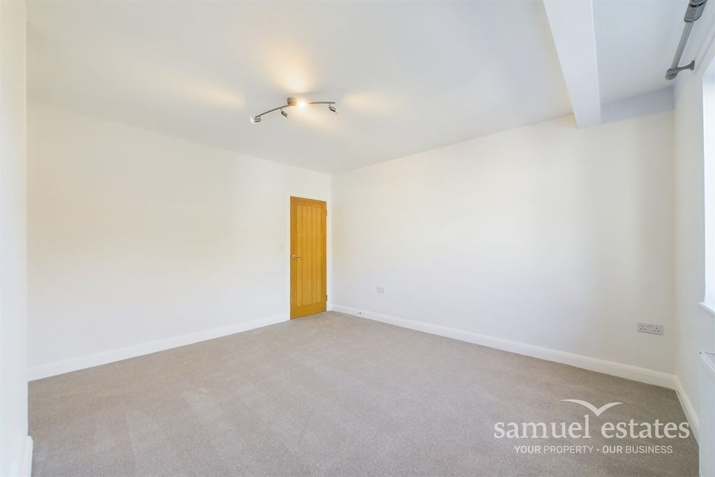 Property photo 2 of 13 Living Room