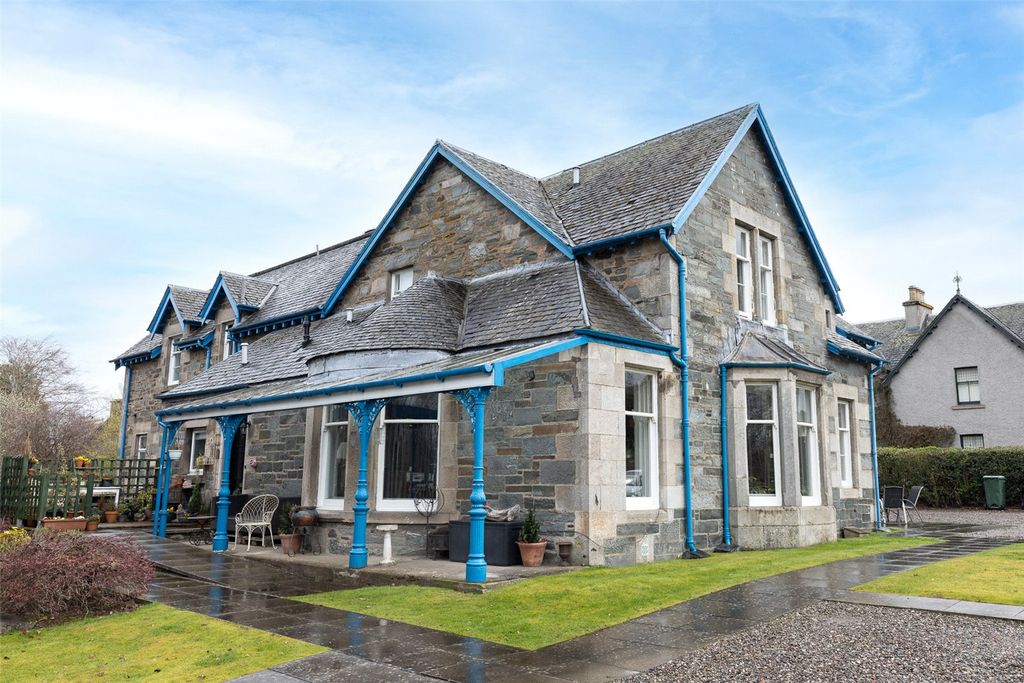 Property photo 1 of 13 Exterior