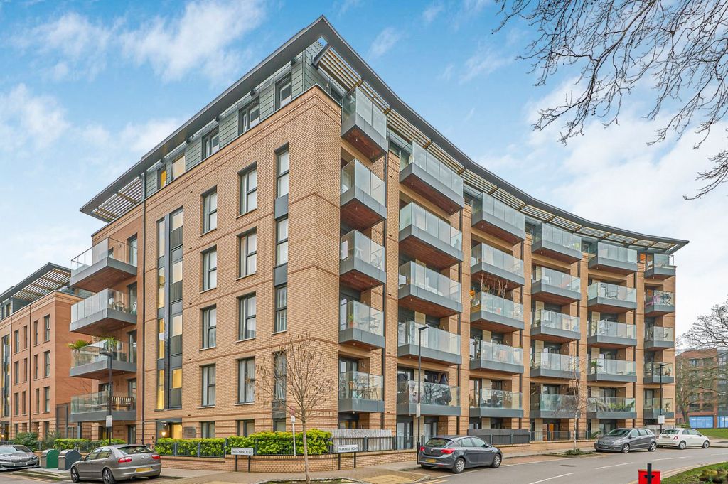 Property photo 1 of 18 Picture No. 01