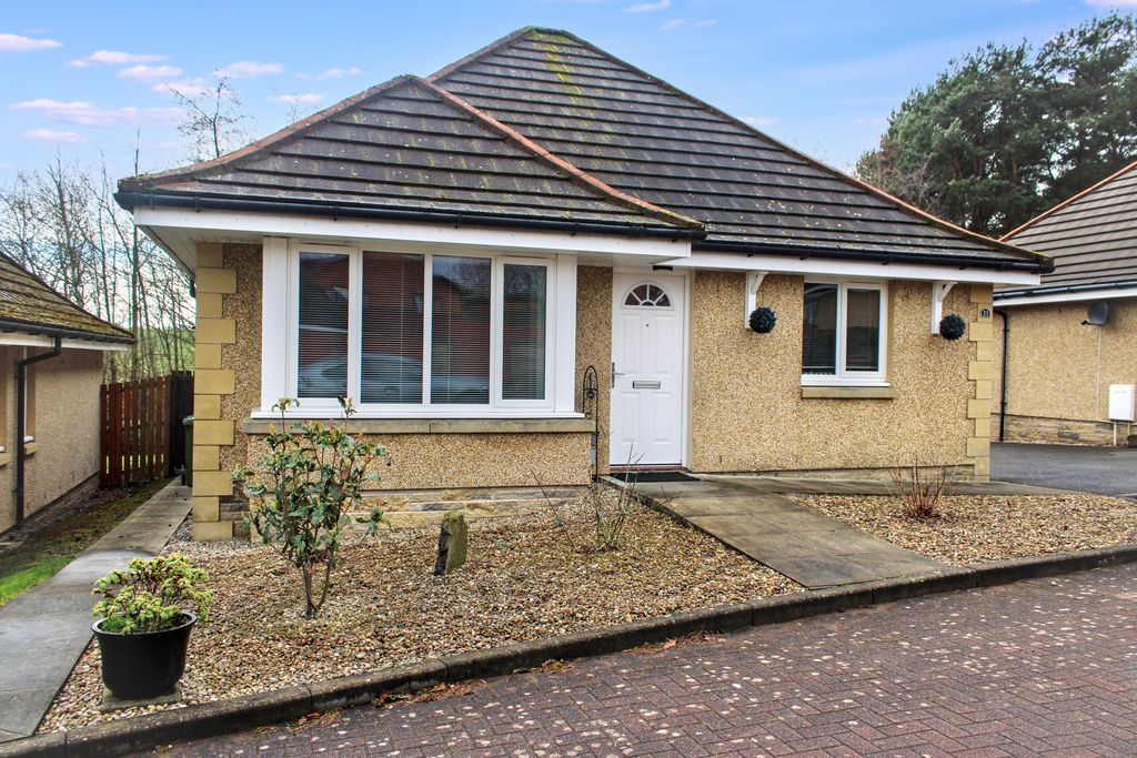 Property photo 1 of 19 Photo 16