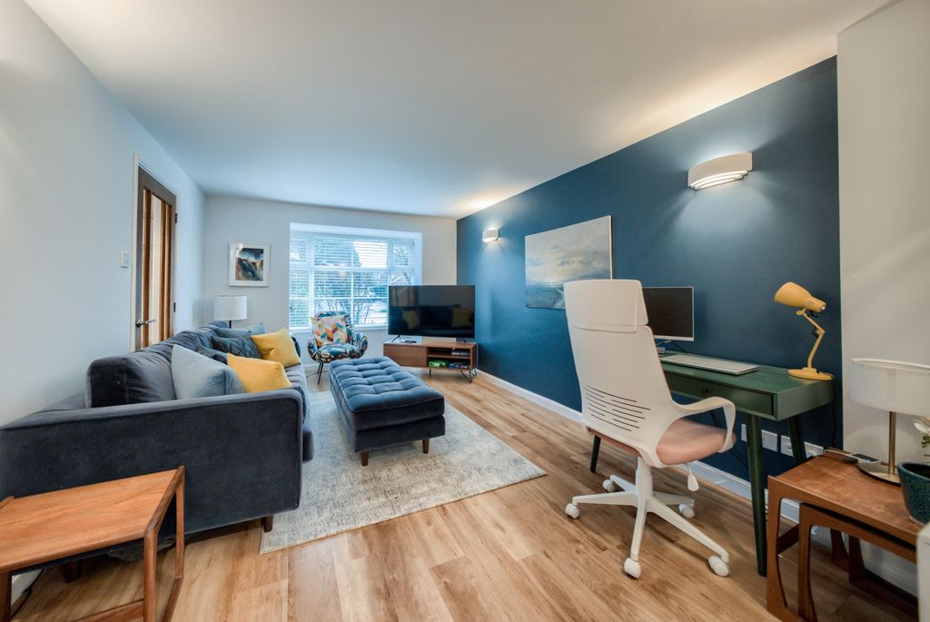 Property photo 3 of 23 Xt5A7966-Hdr(3)