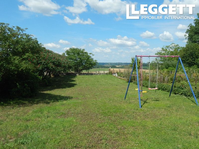 Property photo 2 of 10