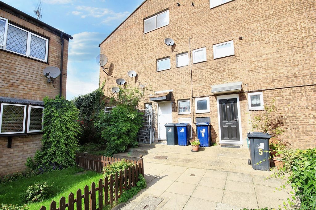 Property photo 1 of 15