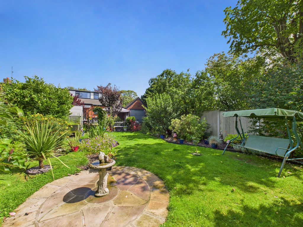 Property photo 2 of 22