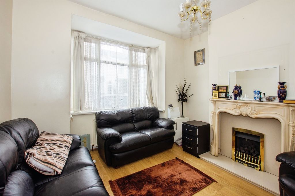 Property photo 3 of 14