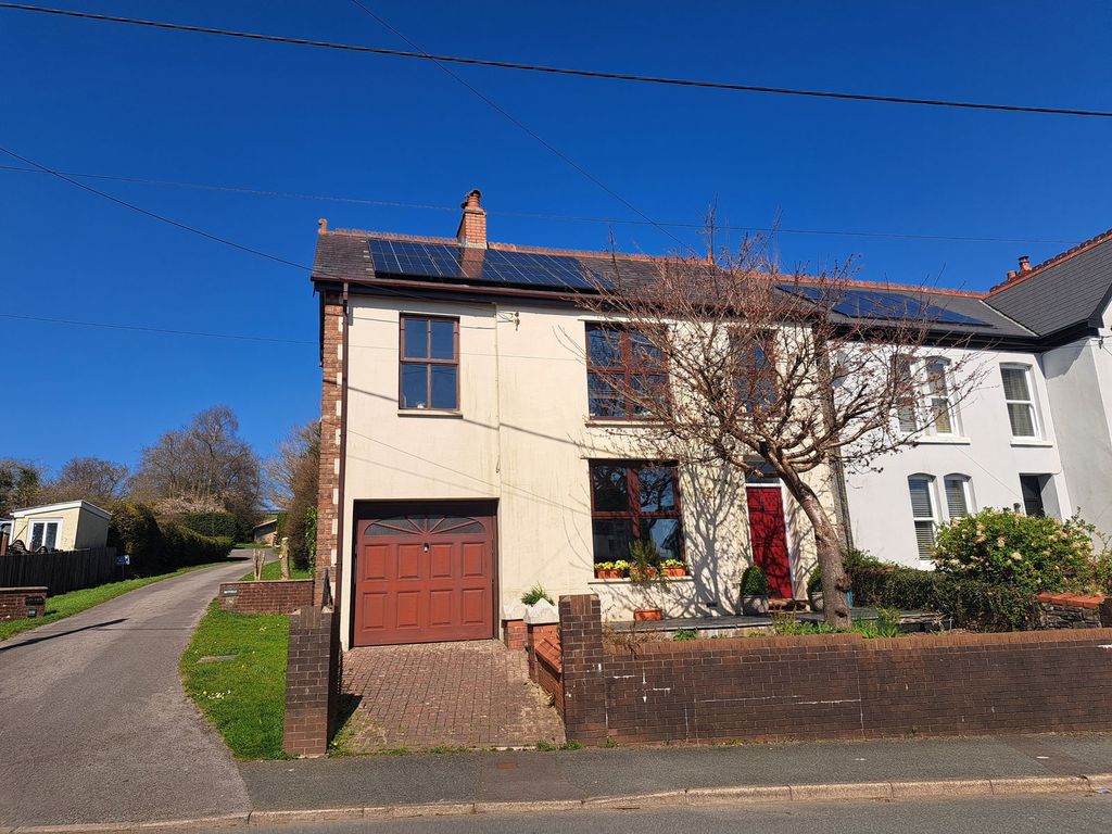 Property photo 1 of 23