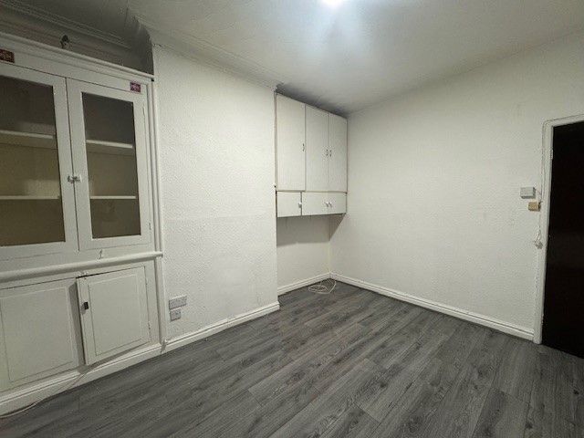 Property photo 3 of 13 Image