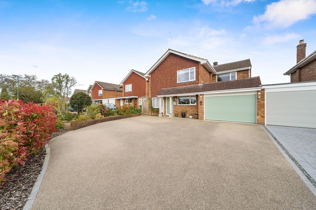 Property photo 1 of 14