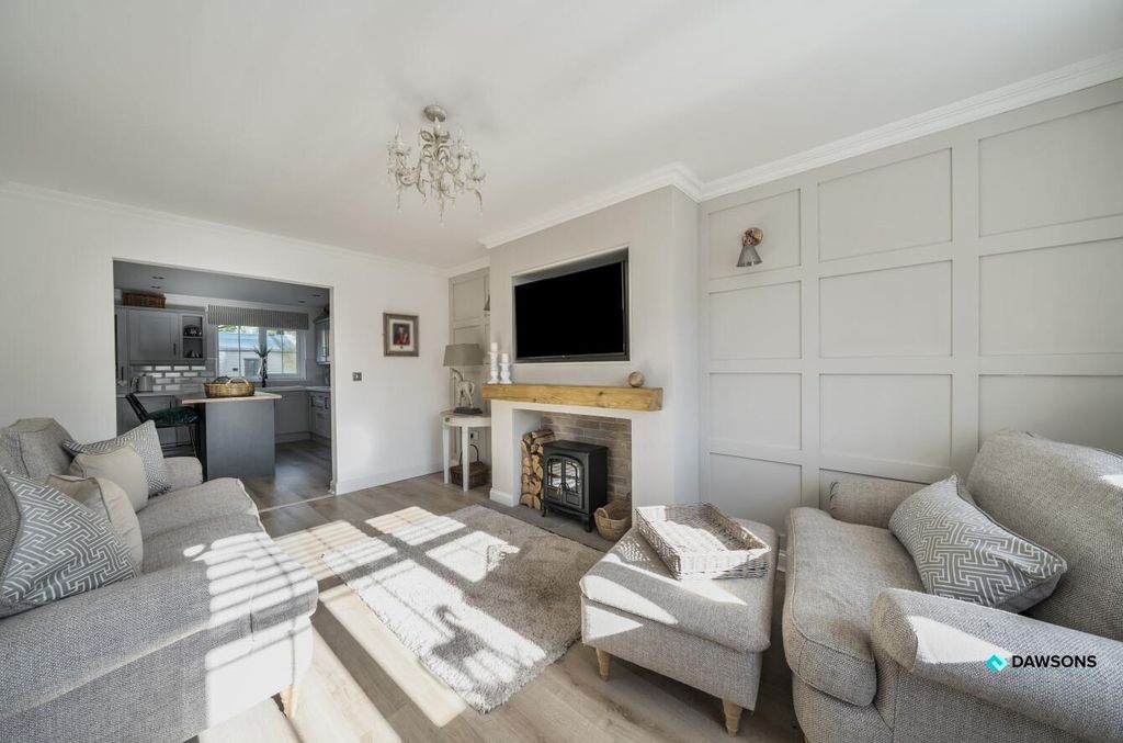 Property photo 2 of 25 894Ffd8E-3116-48Bc-A338-9767c06B06F5.Jpg