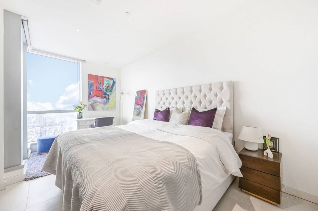 Property photo 3 of 41