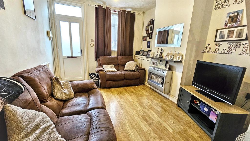 Property photo 3 of 13 20260327_154235.Jpg