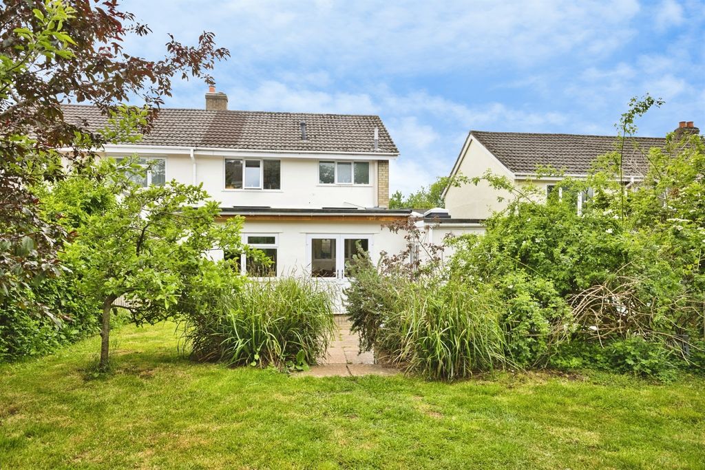 Property photo 1 of 21