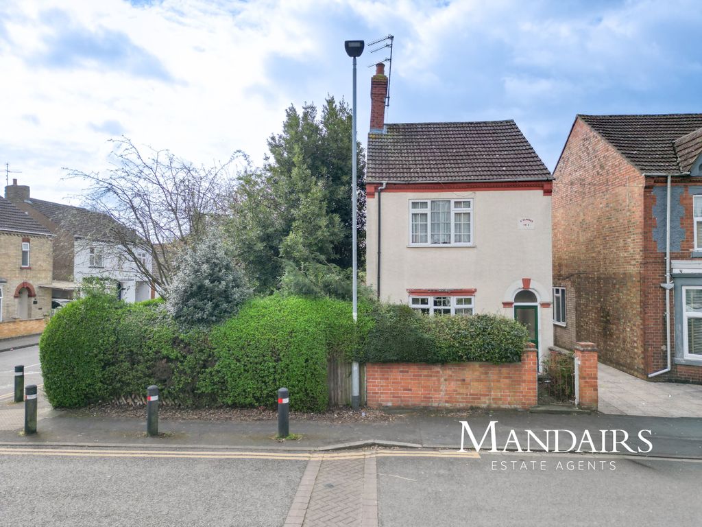 Property photo 1 of 30