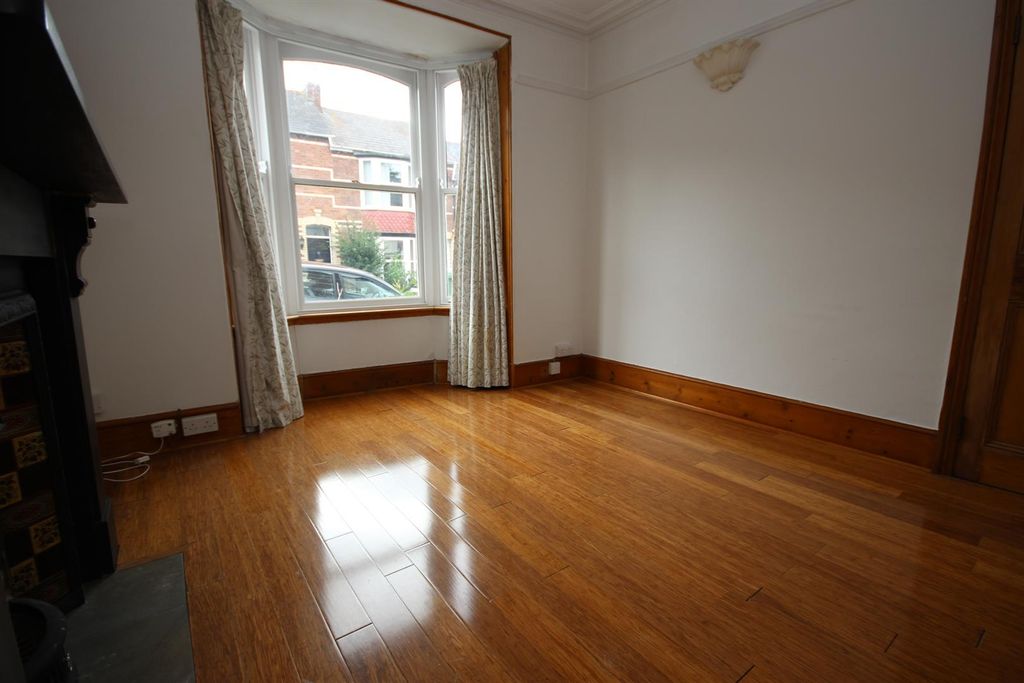 Property photo 3 of 11 Living Room 2.Jpg