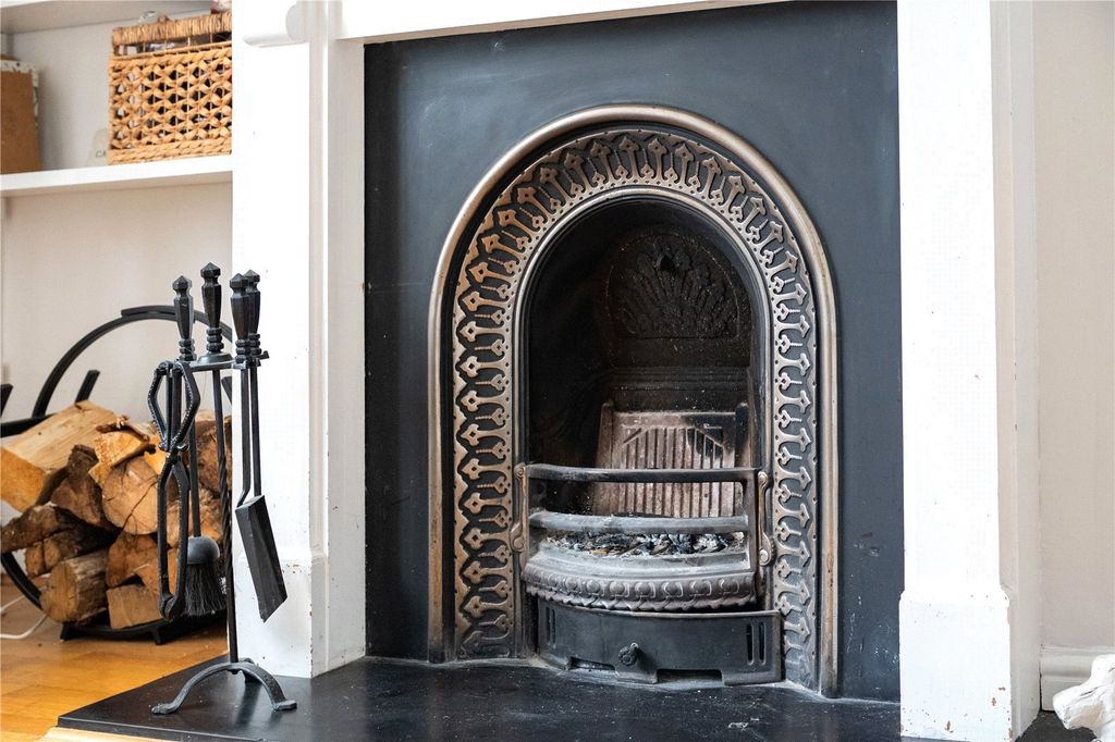 Property photo 3 of 17 Picture No. 5