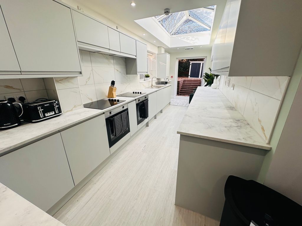 Property photo 3 of 9 Image