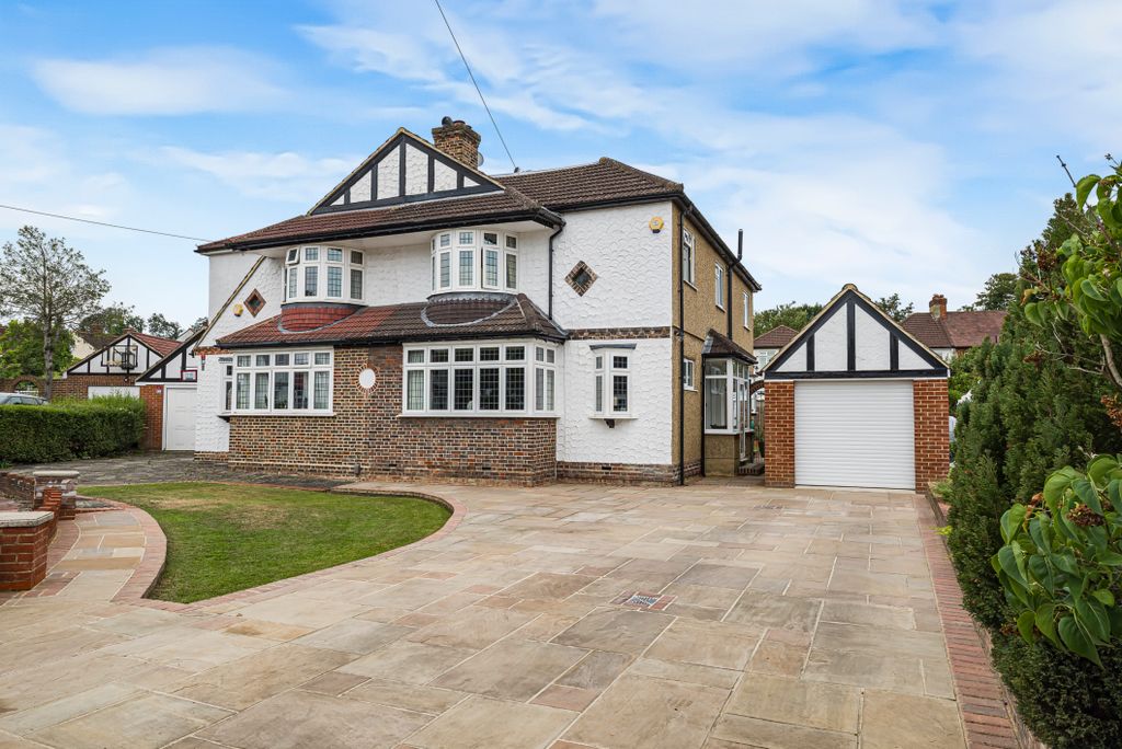 Property photo 1 of 29