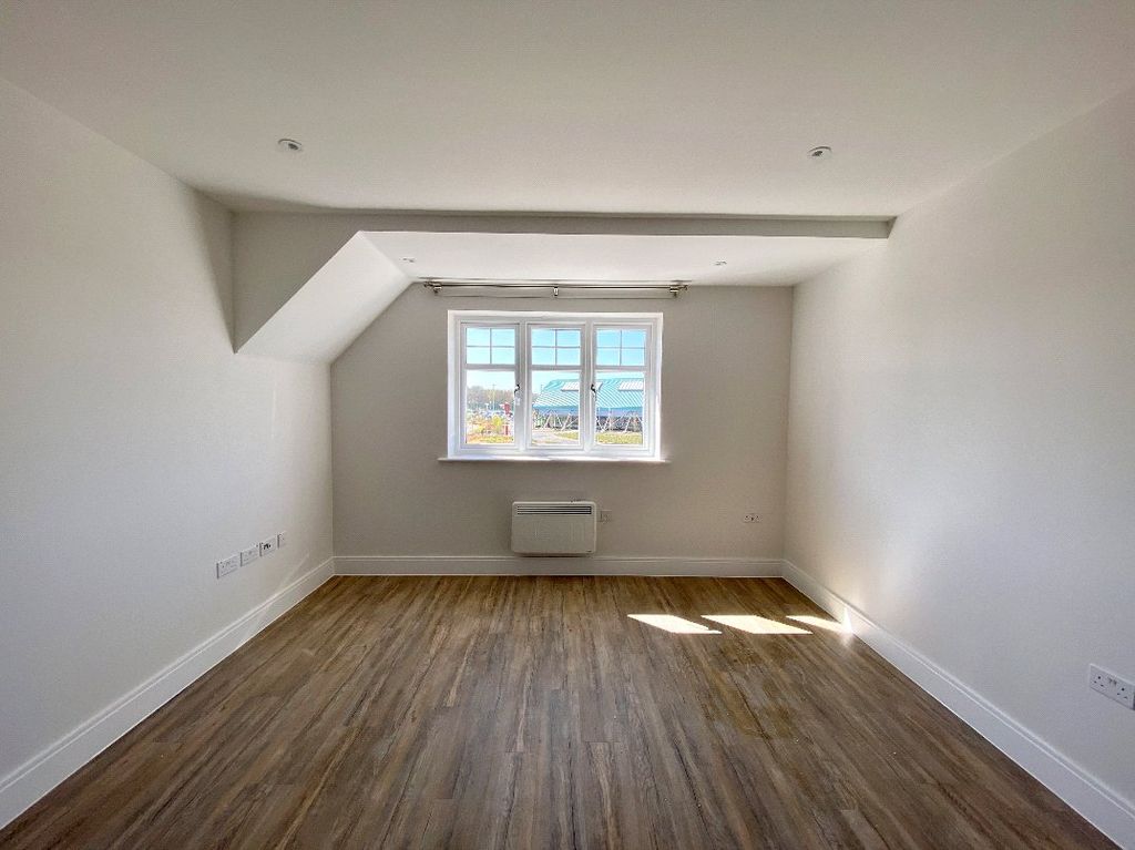 Property photo 2 of 7 Picture No. 03