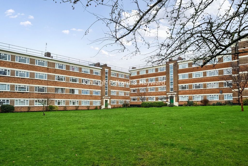 Property photo 1 of 11 Picture No. 01