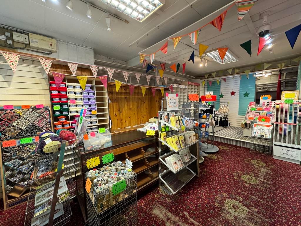 Property photo 3 of 9 Retail Area