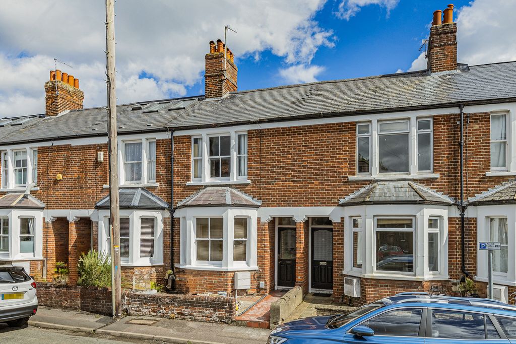 Property photo 1 of 14 303373