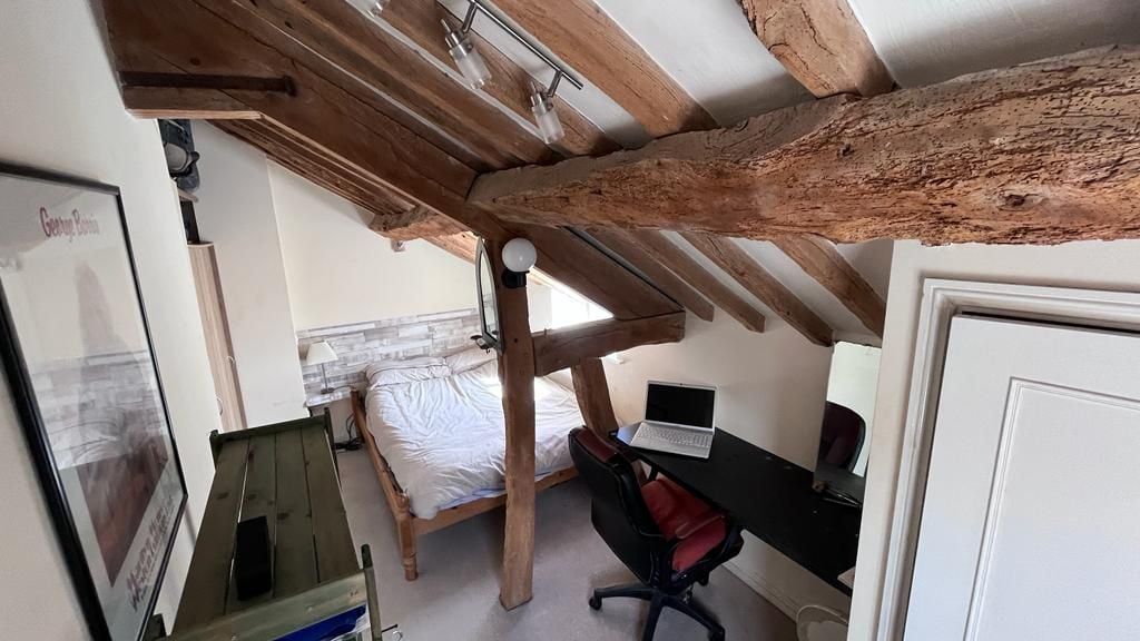 Property photo 3 of 7