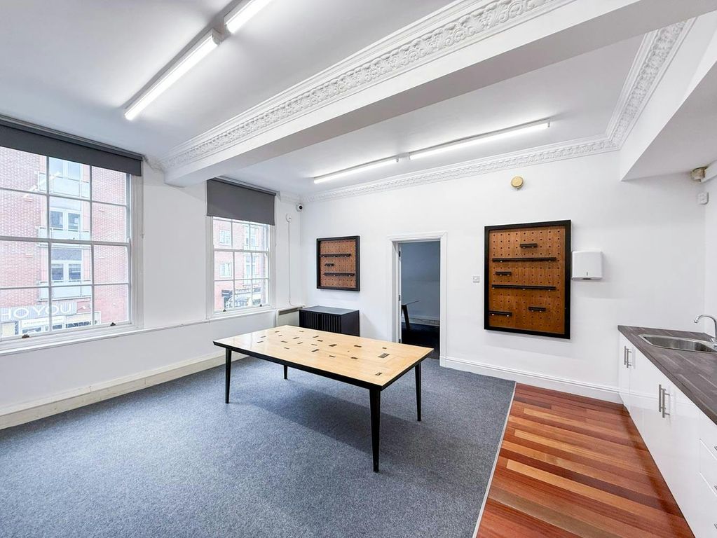 Property photo 3 of 11 Kings Court_Office To Let_Altrincham-01.Jpg