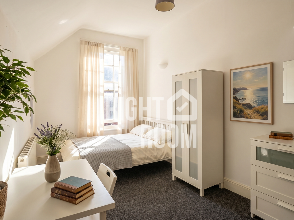 Additional image 5 of 6 bed flat to rent6 Bed Flat, Edinburgh Road, Portsmouth PO1