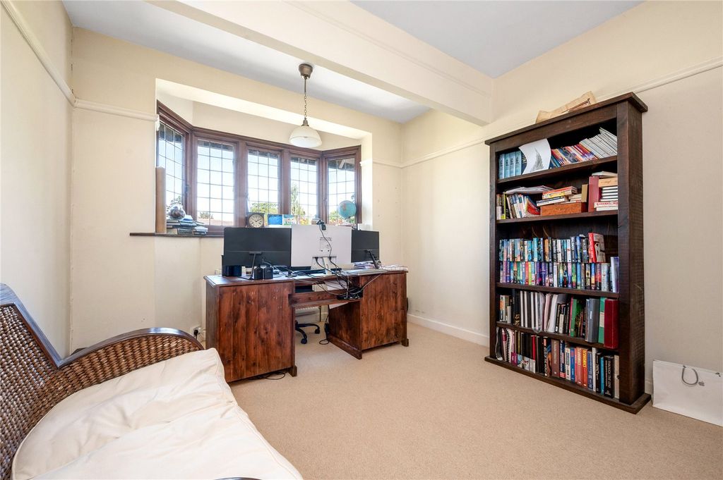 Additional image 25 of 6 bed detached house for saleToller Road, Stoneygate, Leicester LE2
