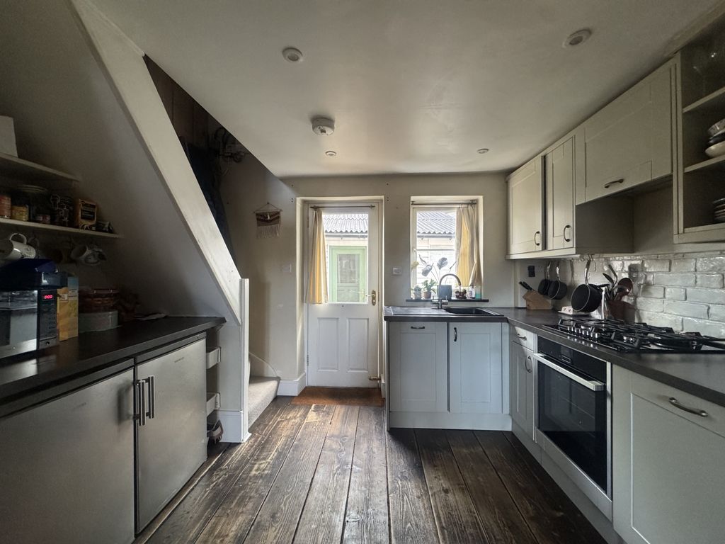 Property photo 2 of 10 Img_3009