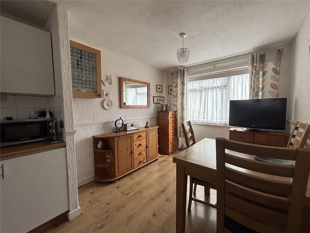 Property photo 3 of 11 Picture No. 05