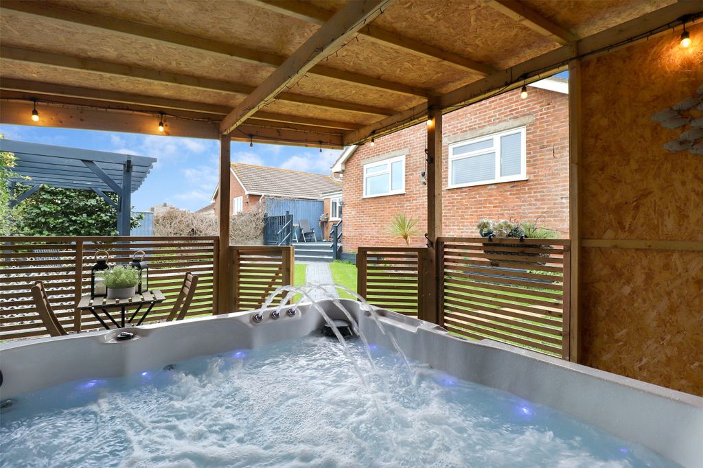 Property photo 1 of 25 1 - Picture No. 25