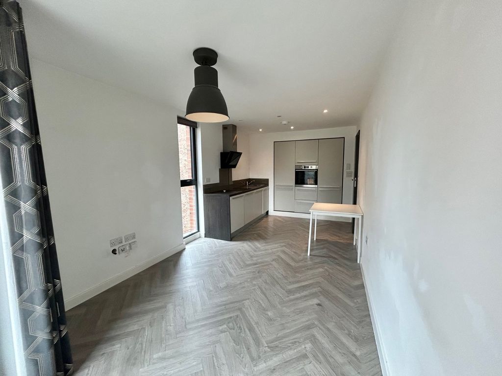 Property photo 3 of 8 Picture No. 19