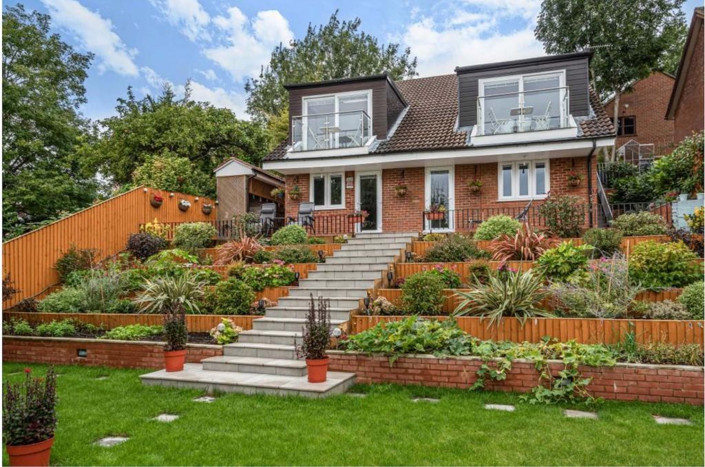 Property photo 2 of 10 Millstone_Rear _.Jpg