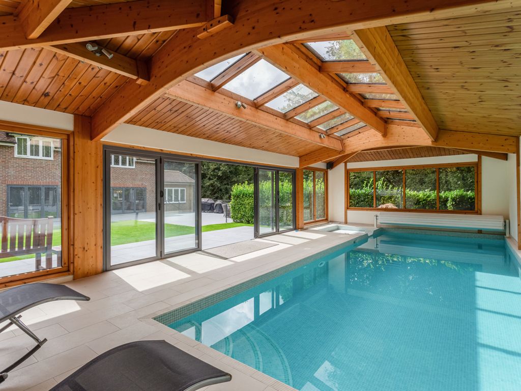 Property photo 3 of 33