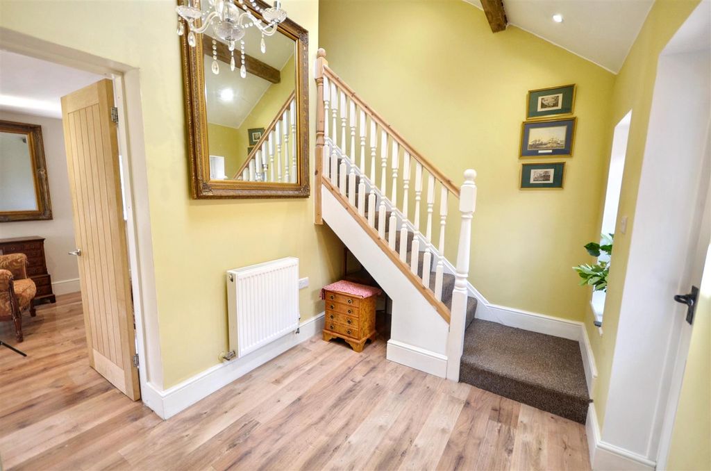 Property photo 2 of 20 Hall