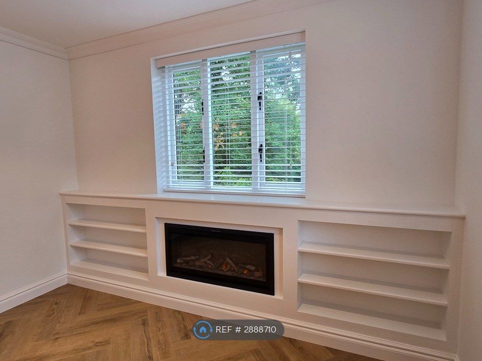 Property photo 3 of 29 Fire Place