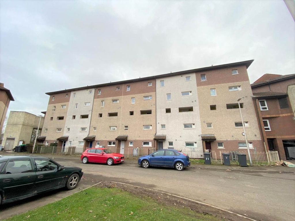 Property photo 1 of 7 External