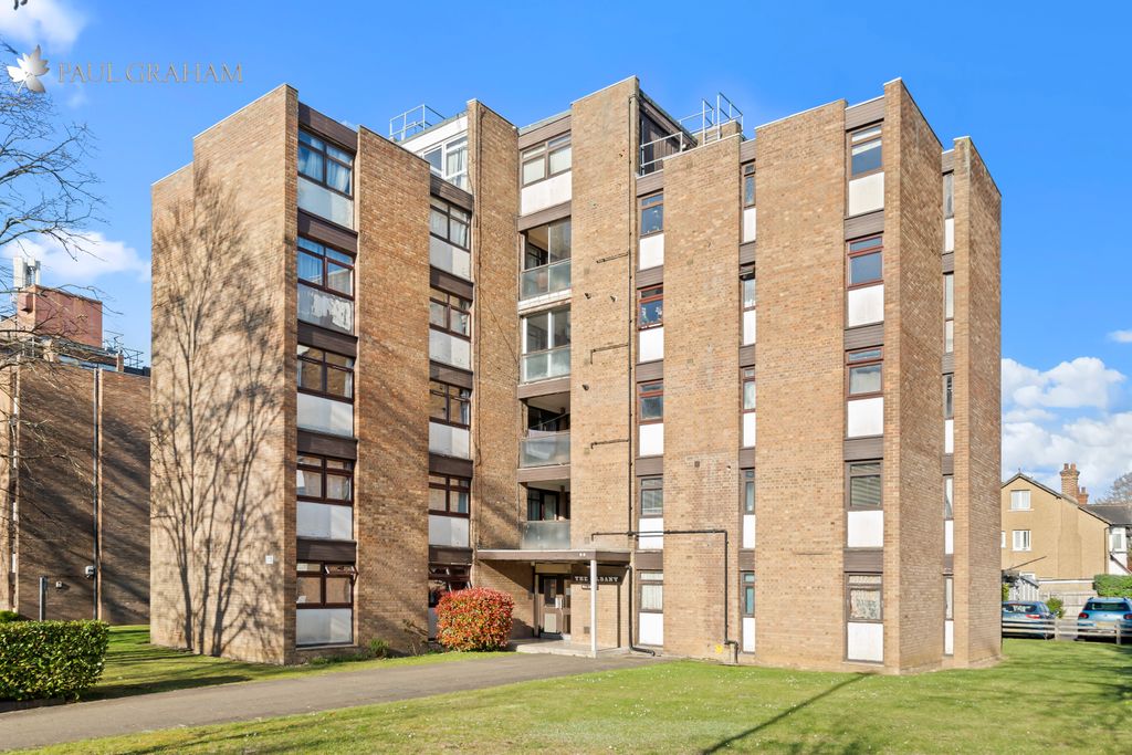 Property photo 1 of 13 Dsc08065