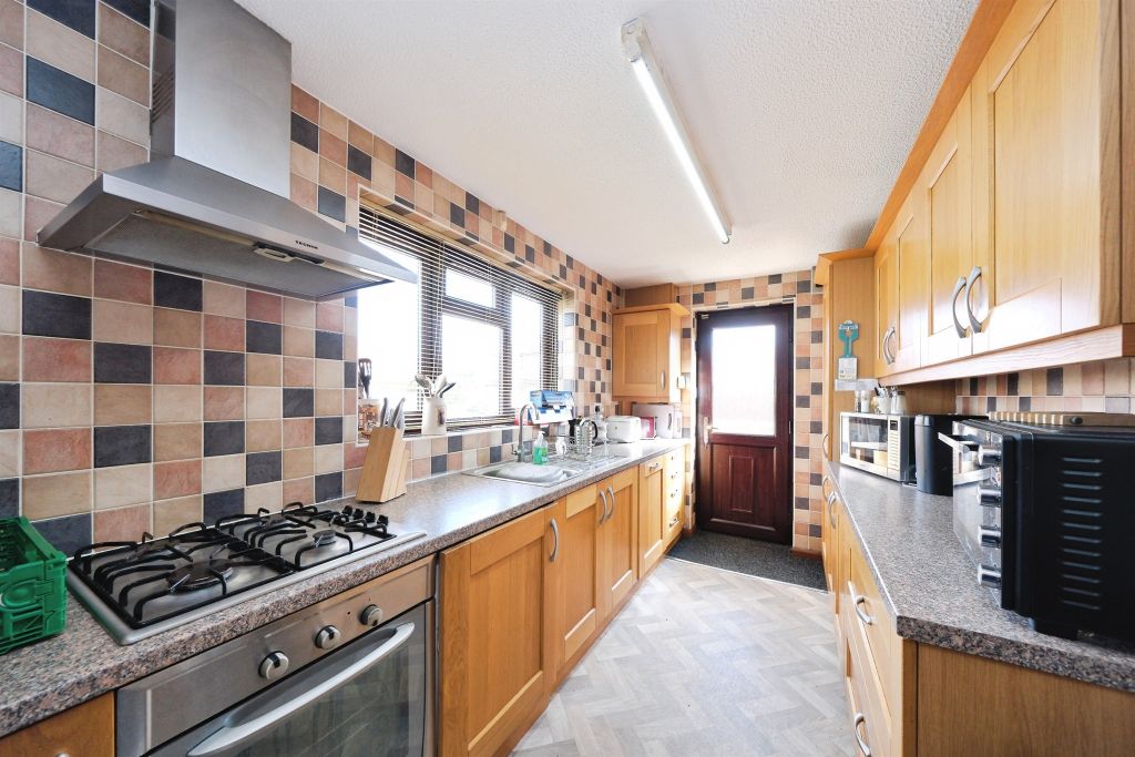 Additional image 4 of 3 bed detached bungalow for saleMaple Gardens, Heanor DE75