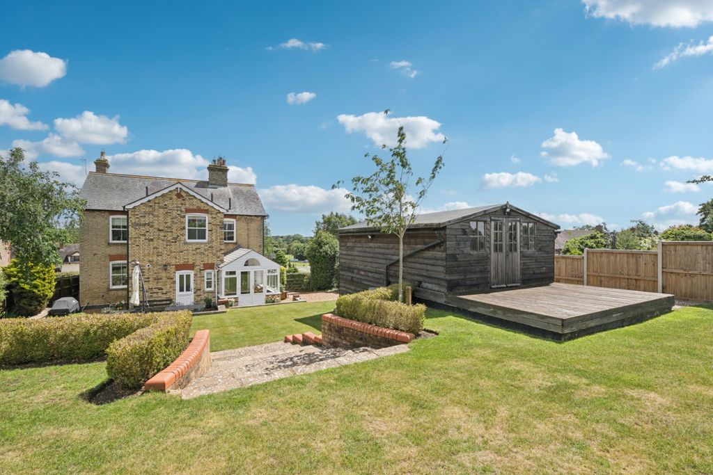 Property photo 3 of 28 5215037