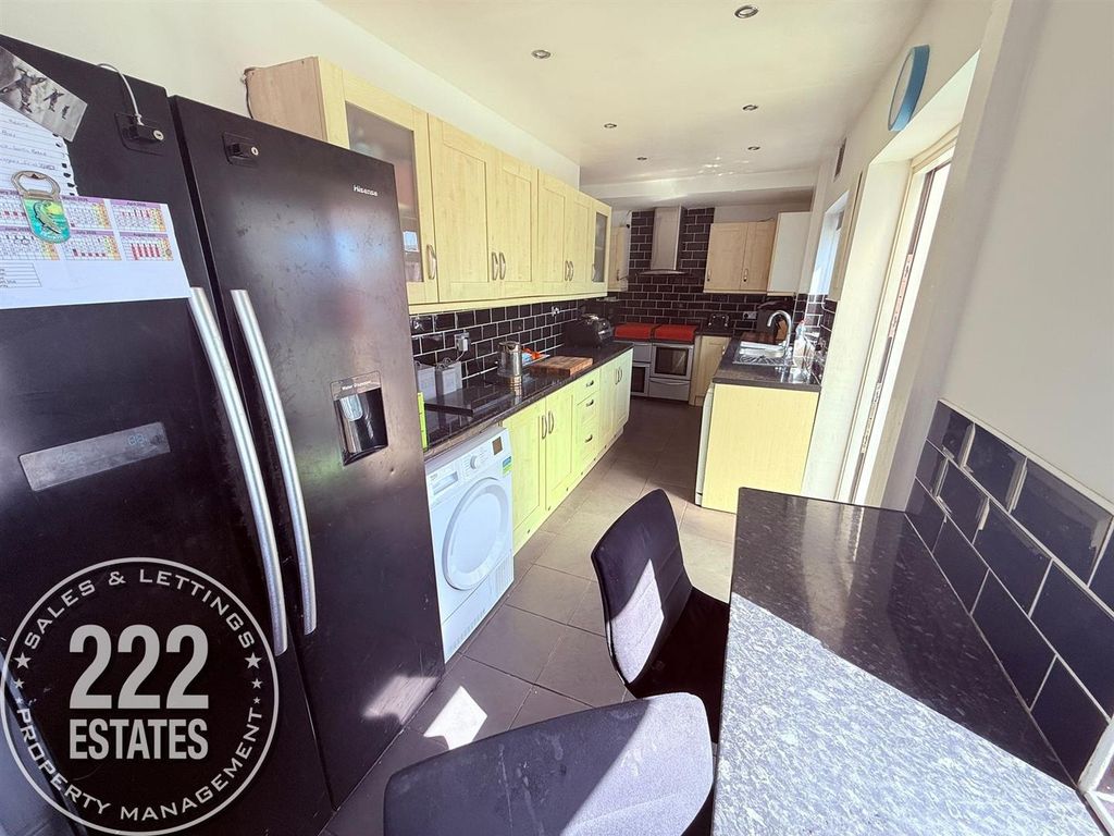 Property photo 3 of 13 Photo-2026-04-21-15-00-27 (2).Jpg